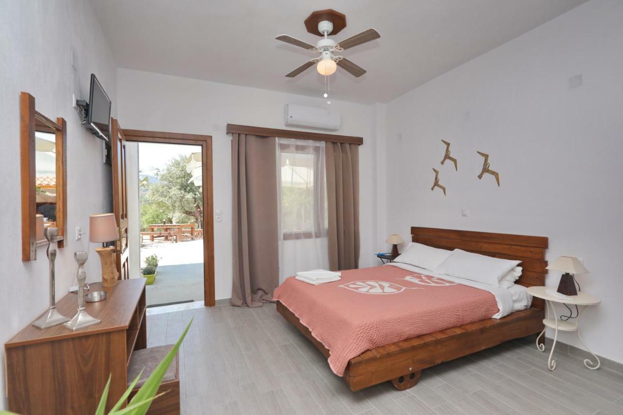 Giasemi Apartments スコペロス エクステリア 写真